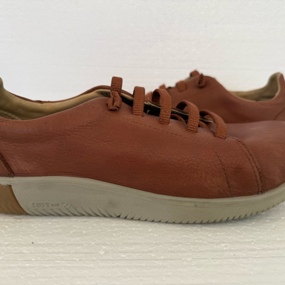 Fox Men's Tan Sneakers - Picture 2 of 12